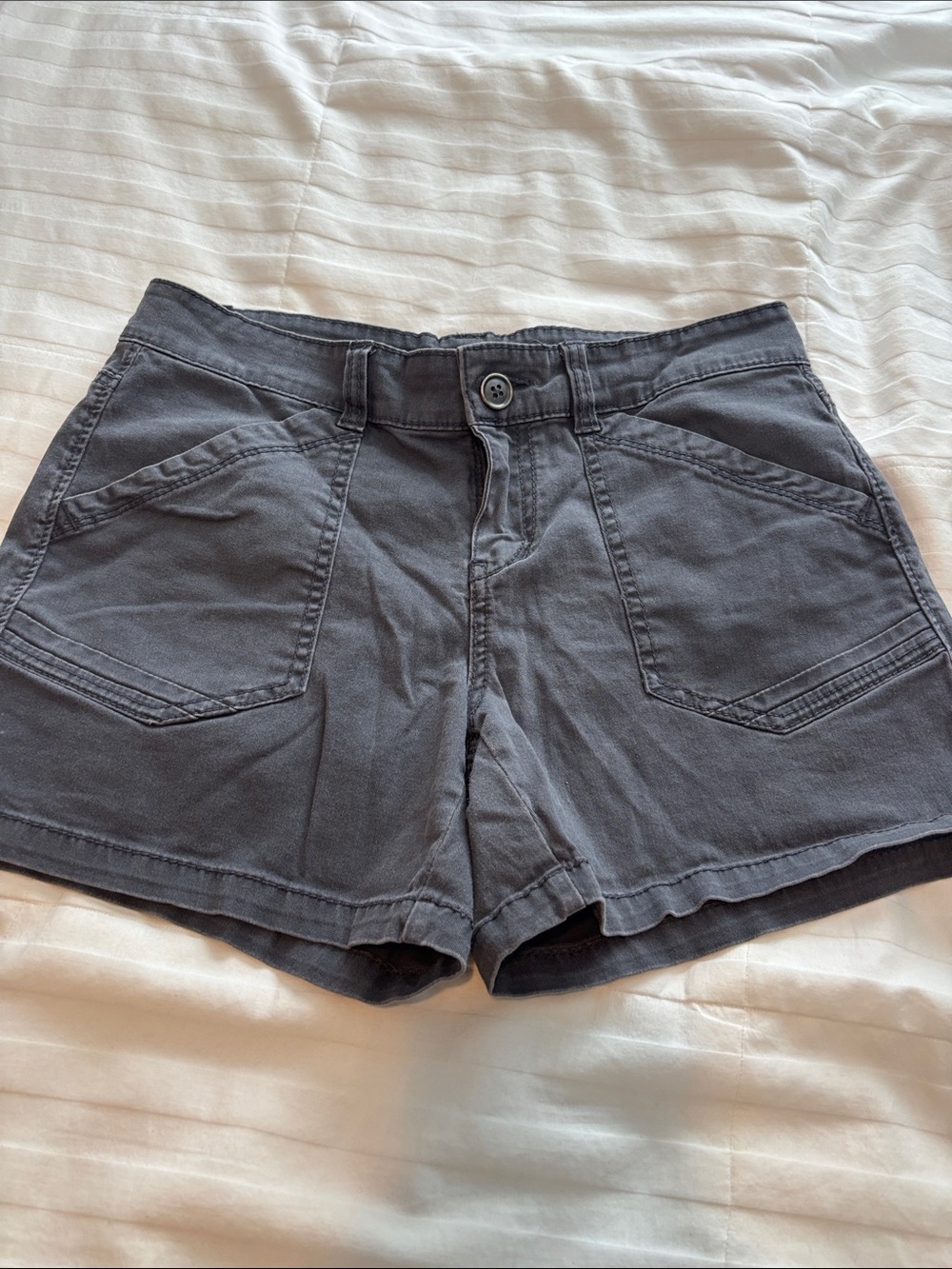 Women's Supplies Casual Stretch Pocket Shorts - Charcoal size 8 - Picture 3 of 3